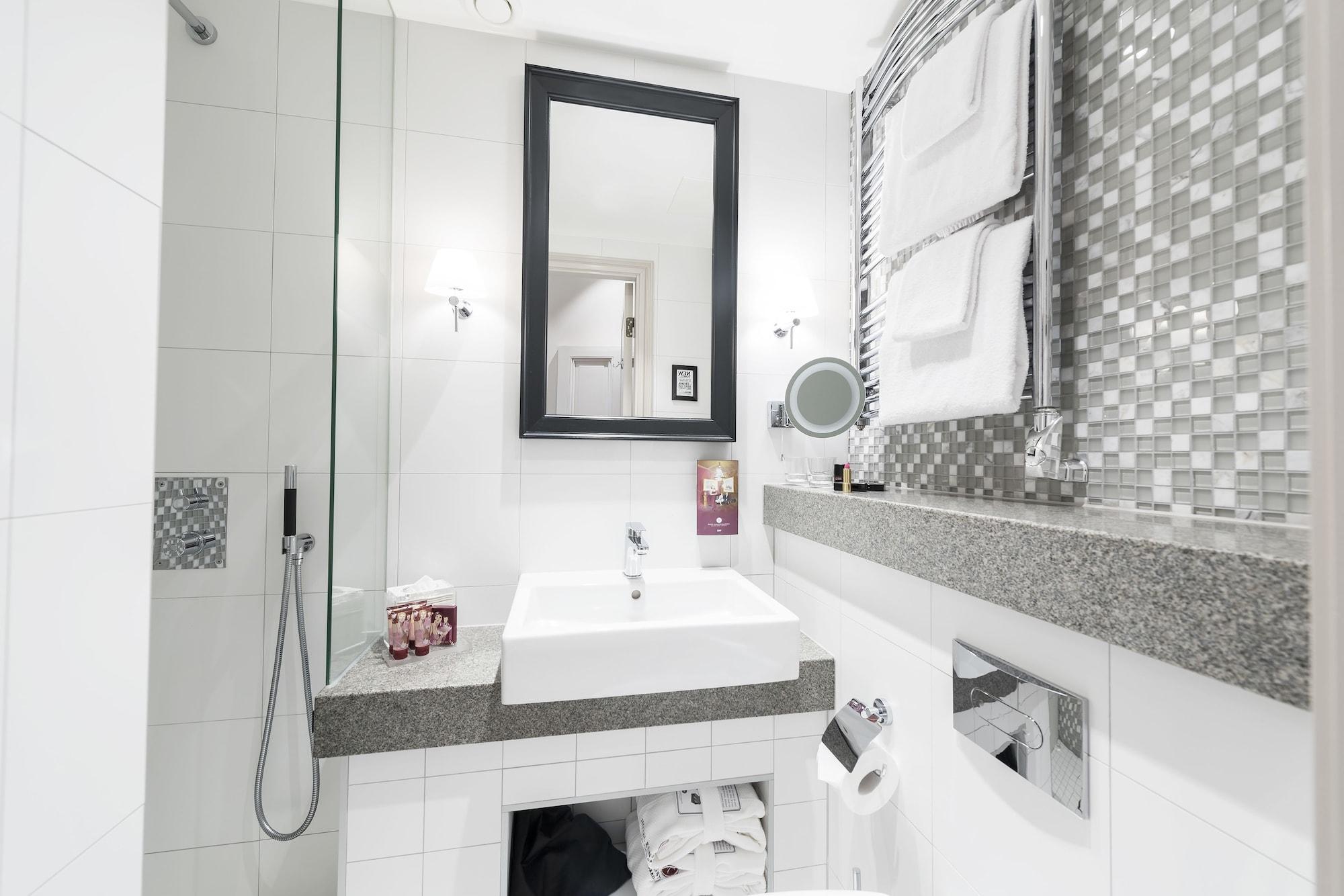 Hotel Kungstradgarden Stockholm Room photo